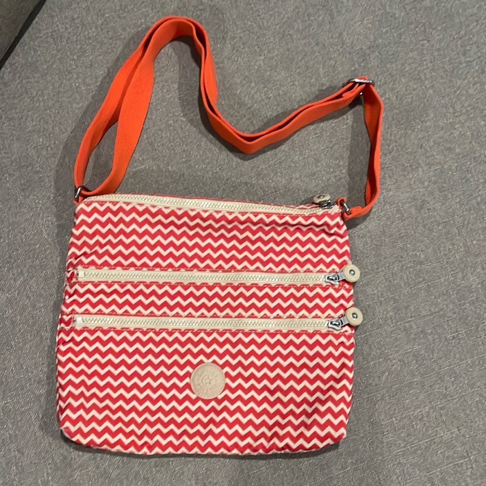 Kipling Orange Chevron Crossbody Purse Adjustable Strap